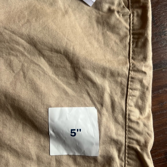 Old Navy Khaki Casual Shorts - Picture 2 of 8